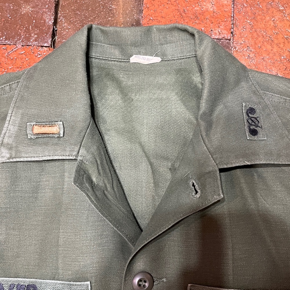 U.S. Army Green Men's Shirt - Picture 4 of 8